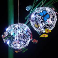 Lámpara De Jardín Solar Exterior Decorativa De Metal Luz De Noche Mariposa Protectora Impermeable Sobre Bola Iluminación De Red - details 1