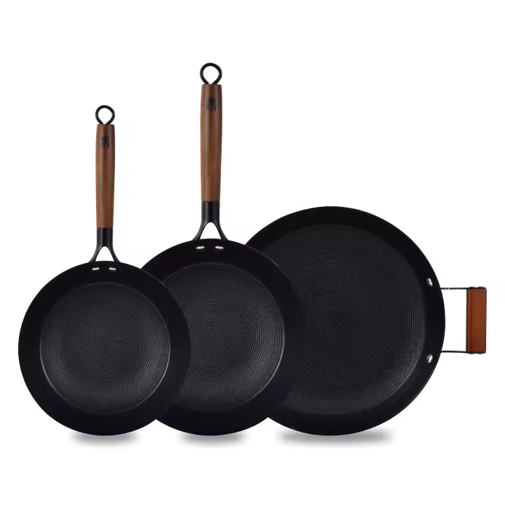 Juego de 2 sartenes de 20 y 24 cm y asador redondo de 32 cm de MasterPRO de hierro prensado - Odin - 1