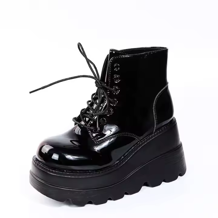 SP Nuevas Botas Martin de mujer de gran tamaño con Suela de plataforma, punk Callejero, BOTAS de Mujer con Cordones de Charol en fashion. - 1
