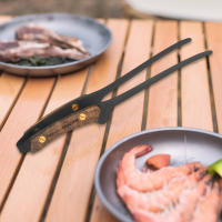 Pinzas De Barbacoa BBQ En Acero Inoxidable Antideslizantes Ligeras Para Camping Y Exterior Clip De Alimentos Con Mango De Nogal Negro Tamaño 24*6*3.5cm Peso 74g - details 1
