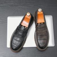 Nuevos Loafers Para Hombre En Cuero Patentado Con Patrón De Piedra Zapatos De Boda Y Casual Con Punta Redonda Cierre SLIP-ON - details 11