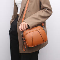 Bolso De Hombro Crossbody Para Mujer En PU Suave Con Cierre De Cremallera Y Detalles De Acero Inoxidable Estilo Fashion Solid Color - details 12