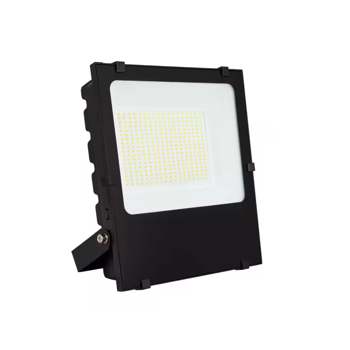Ledkia Foco Proyector LED 150W 145 lm/W IP65 HE PRO Regulable - 1