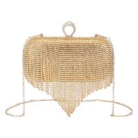 Bolso de mano de lujo con borlas para mujer, bolso de mano para boda. Color Oro. Bolso de lujo para banquete con diamantes de imitación para mujer, bolsa de noche con decoración de borlas, brillante. Distribuye Distrilocu - details 0