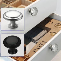 Manija De Puerta Circular Pequeña En Acero Inoxidable Metálica Para Armario Zapatos Gabinete Herramienta Minimalista Moderna - details 1