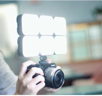 VIJIM Ulanzi VL100C Luz De Video LED Bi-color 3200K-6500K Con Cabeza Giratoria De 170° Y Soporte Frío Batería De 2000mAh Para Vlog Y Cámara - details 15