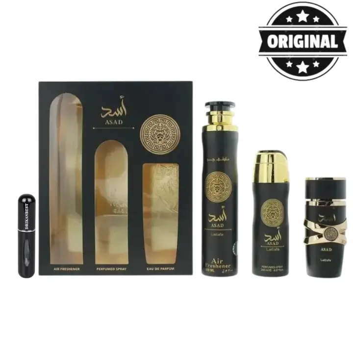 Set Asad Lattafa 3 Piezas – Perfume 100 ml + Desodorante 200 ml + Ambientador 300 ml | Fragancia Unisex Frutal y Amaderada | Con Atomizador Recargable de 5 ml de Regalo - 1