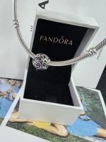 PANDORA Moments 793772 C01 Colgante de Corazón Abierto en Plata de Ley, compatible con Moments pulsera, 11,4x11,4x10,8mm, de Ley Plata, sin Gemas, viene con El original embalaje de Caja de Giunte. - details 0