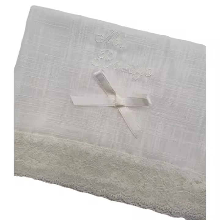 Trompitas Pañuelo Mi Bautizo Blanco Lacito - 1