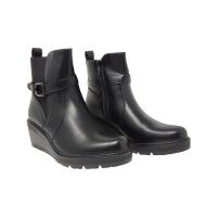 Eva Zorteon - Botines de polipiel con cuñita con cremallera. Marca SUPER MODE. - details 4