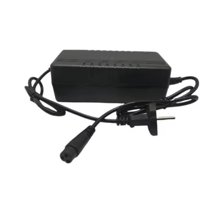Cargador batería patinete eléctrico Conector GX16 para Kugoo M4 / smartGyro RockWay Crossover EXPLORER / etc… ⋆ Cargador compatible 42V ⋆ Alta calidad ⋆ Conexión segura ⋆ Carga rápida ⋆ Ideal para sustituir el original - 1