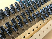 10pcs Condensador Electrolytico Rubycon PX 2.2UF 450V 8X11.5mm Japón 105 Grados 450V2.2UF 1000-2000 Horas 450PX2.2MEFC Automotriz - details 0