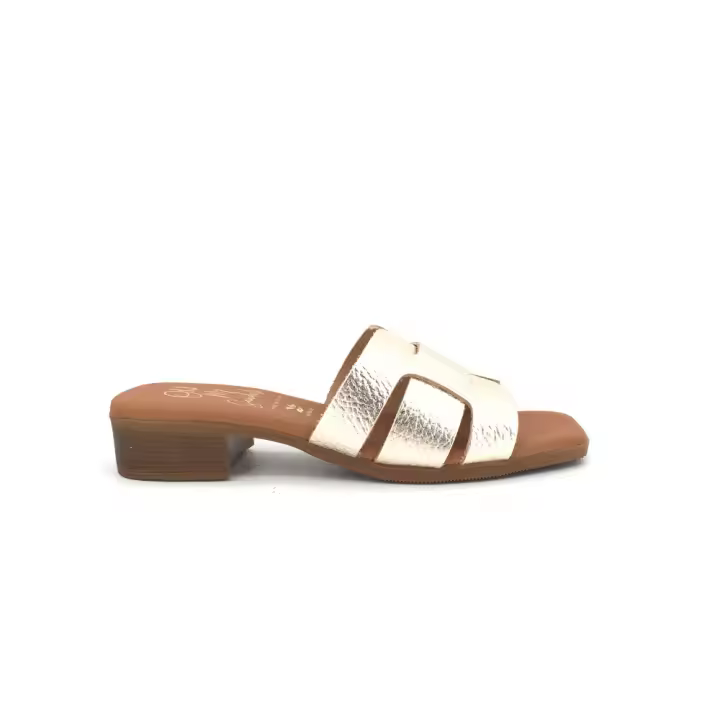 Sandalia Oh! My Sandals para mujer, mod.5343, Sandalia estilo chancla de pala metalizado - 1