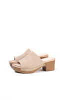 Lyla Wang Sandalias mujer mules con tacón alto y plataforma efecto madera con tachas y plantilla acolchada - details 29
