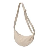 Bolso De Pecho Para Mujer De Gran Capacidad En Color Sólido Bolsa Cruzada De Viaje En Forma De Luna Media Rellena Con Algodón Para Uso Diario - details 21