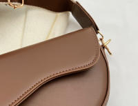 Bolso De Hombro Pequeño De Cuero PU Vintage Para Mujer Bolso Transversal De Moda Con Cierre De Cubierta Y Pochete Interior - details 20