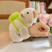 Brazalete De Capybara Divertido Para Niñas Y Mujeres Muñeco De Peluche Kawaii Con Mano Que Da Clap Regalo Para Niños - details 4
