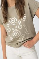 Camiseta Kika verde de Tiffosi. Color en tendencia esta temporada - details 1