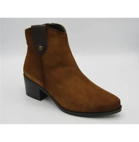 BOTIN CAMPERO SEÑORA, marca PEPE MENARGUES 21240, de piel serraje, cierre de cremallera, - 1