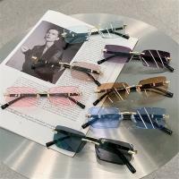 Gafas De Sol Rectangulares Sin Montura Para Hombres Y Mujeres Moda Retro Protección UV400 Viajes De Verano Tamaño Único - details 2