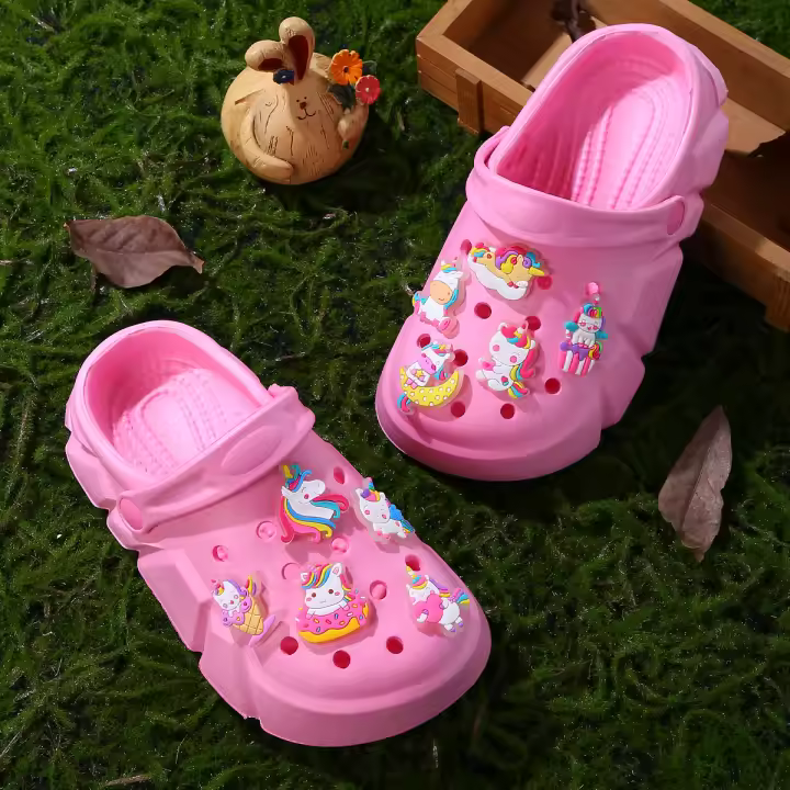 Clogs Cómodos Para Niñas Con Encantos De Unicornio Luminiscentes Transpirables Antideslizantes Para Interior Exterior Playa Piscina - 1