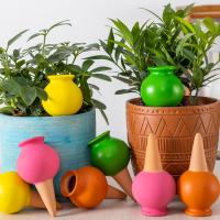 2 juegos de bolas de riego de plantas paquete de 8 picos de riego de arcilla 2-3 días picos de riego automático dispositivo de riego automático de bolas de riego de plantas riego por goteo para plantas de interior bolas de riego de plantas - details 0