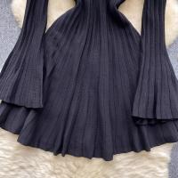 Vestido Mini De Encaje Elegante Con Mangas Flared En Blanco Y Negro YuooMuoo Estilo Harajuku Para Mujer Vestido De Fiesta Coreano A-Line Cuello Redondo Sin Capucha - details 5