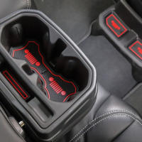 Alfombrilla De Goma Roja Blanca Para Interior De Coche Accesorios De Estilo Para Jeep Wrangler JL 2018-2023 Mat De Taza Decoración Para Puerta - details 9
