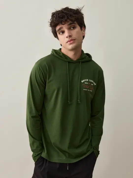 Camiseta regular de manga larga y cuello redondo con capucha con estampado gráfico INSIDE - 1