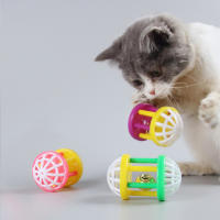 Juguete Para Gatos 10Pcs Bolas De Juguete Para Gatos Y Gatitos Con Campana Rattle Plástico Aleatorio De Colores Para Divertir Y Entretener - details 4