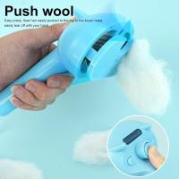 Cepillo De Baño Para Gatos Y Perros Con Tanque De Agua Y Botón De Liberación Eliminador De Pelos De Animales De Estima Plástico Sin Químicos Originario De China - details 1
