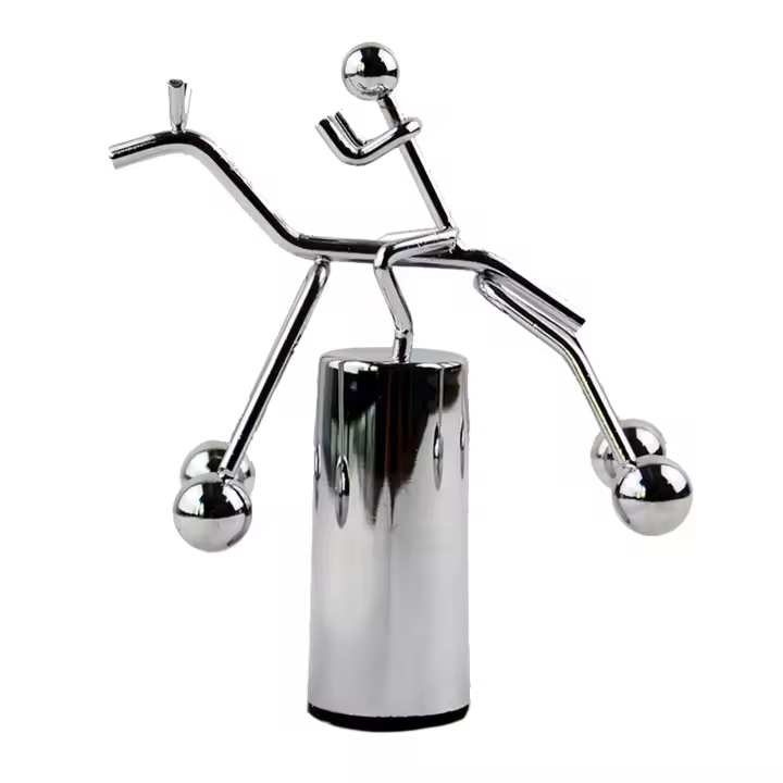 Ornamento De Balón De Equilibrio Metálico Newton Pendulum Iron Man Cuna Creativa Juguete De Escritorio Para Niños Decoración De Hogar Accesorio De Tumbler - 1