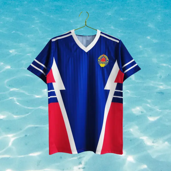 Camiseta De Fútbol Retro De Yugoslavia 1990 Casa Campo 3D Impresión Transpirable Y Cómoda Para Deportes Al Aire Libre Y Entrenamiento - 1