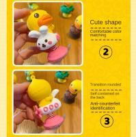 Decoración De Coche B·Duck Little Yellow Duck Serie Jiggle Adorno De Muñeco De Peluche Divertido Y Lindo Para Interiores - details 4