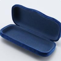 Estuche De Lentes De Lujo De Peluche En Forma De Hierro G Para Hombres Y Mujeres Estudiantes Caso De Gafas Anti-Pressión Artículos De Arte Y Literatura Moda Para Solares - details 5