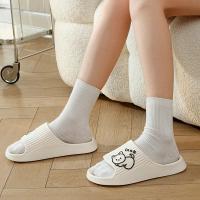 Zapatillas De Verano Para Hombre Antideslizantes Para Baño Con Dibujos De Oso Sandalias De Playa Para Mujer Slides Para Interior Y Exterior - details 5