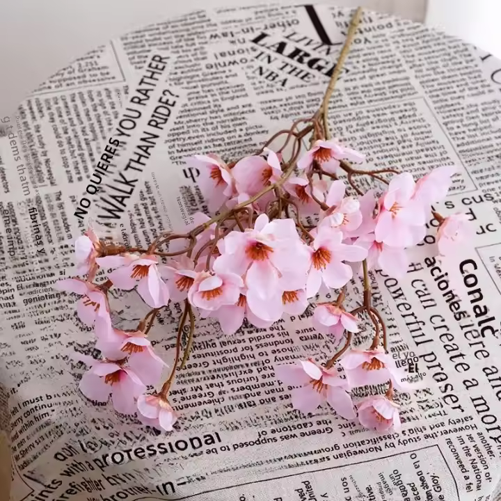 Bouquet De Flores Artificiales De Cerezo Y Prunus Decorativas Baratas Para Casa Arreglo Floral Falso Para Bodas Y Navidad - 1
