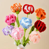 Carnación Tejida a Mano En Algodón Elegante Y Detallada Para Regalo De Aniversario O Día De La Madre Flores Artificiales Aestéticas - details 2