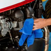 Total Bike QM Cleaner  Limpieza multisuperficie para moto. Incluye 1 paño - details 2