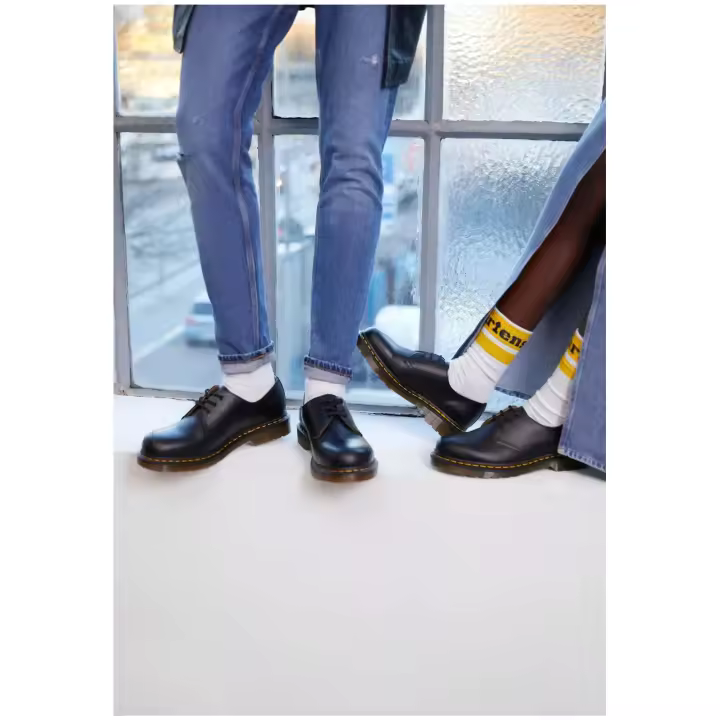 Calzado Sportswear marca Drmartens modelo 11838002 para hombre en color negro - 1