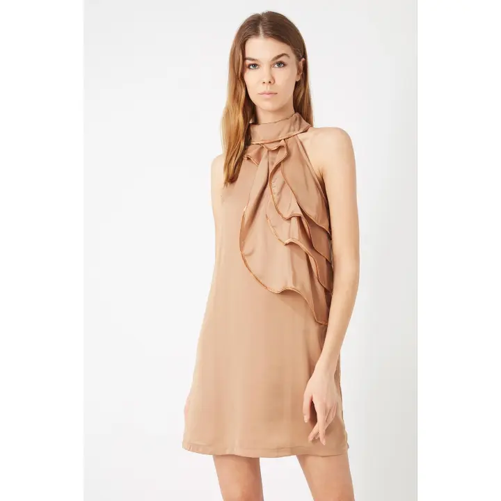 Vestido LOVE & MONEY con Volante Tejido Raso y Detalles Decorativos - 1