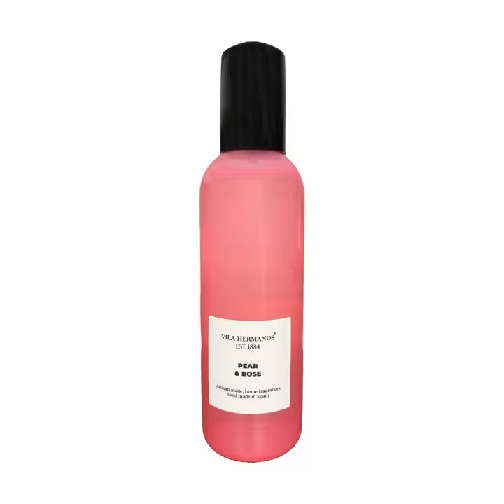 IMPACTE MILANO - Ambientador Textil 100ml - Envase Diseño color Rosa. Aroma Pear & Rose, Fragancia Floral y Fresca de Pera, Bergamota, Pimienta Rosa, Jazmín y Patchouli. Ambientador Cortinas, Mantas, Sofá, Sábanas, Toallas. Fabricado por Vila Hermanos - 1
