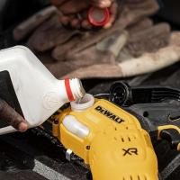 DEWALT DCMPS520P1-QW - Sierra de Poda BL XR 18 Li-Ion. Incluye cargador y bateria de 5Ah - details 2
