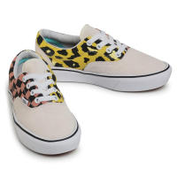 VANS ZAPATILLAS CASUAL COMFYCUSH ERA BLANCA-MUJER  Classic Slip-On Textil Goma - details 0