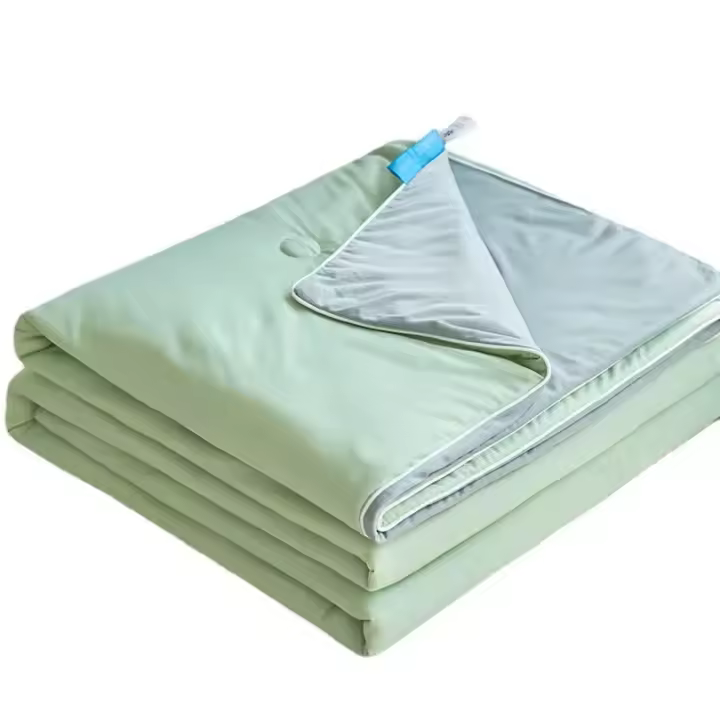 Edredón De Verano De Seda Hielo Para Cama Confortable Transpirable De Alta Gama Tamaño Reina Y Rey Relleno De Poliéster Materiales De Luxo Para Hogar Y Hoteles - 1
