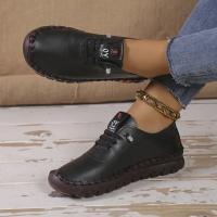 Zapatillas De Mujer 2024 Moda Nueva Suela Suave Zapatillas Deportivas Casuales Ligeros Para Exterior Diseñador Zapatos De Piel PU - details 4