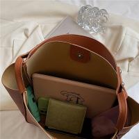 Nueva Bolso De Hombro Para Mujer En Cuero PU Gran Capacidad Bolsos De Compras Y Viaje Estilo Versátil Cierre Hasp - details 13