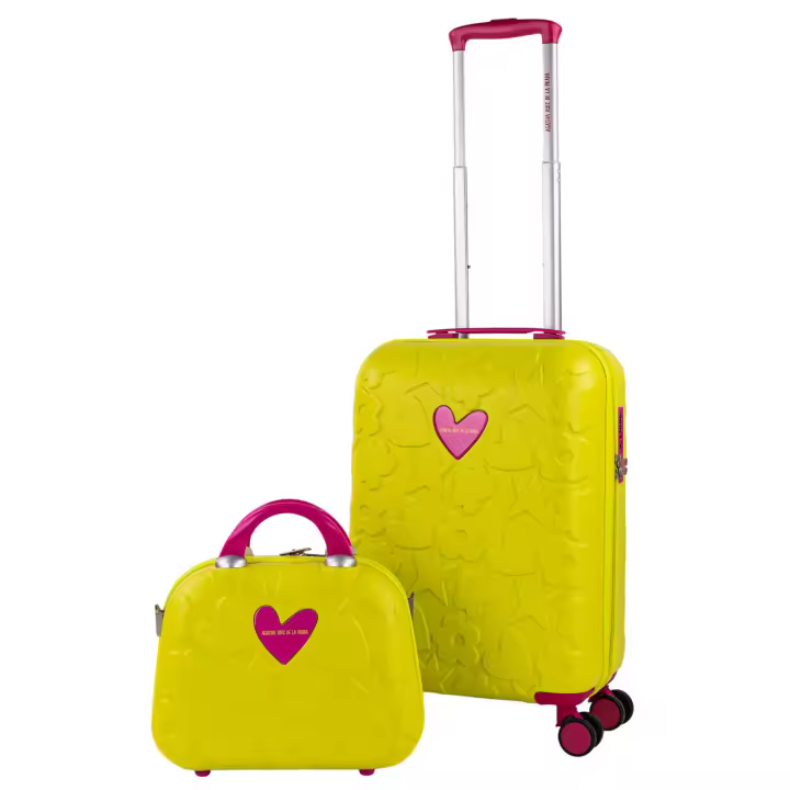 Agatha Ruiz de la Prada – Set de Maleta Cabina + Neceser Adaptable – Verde Pistacho con Relieve Troquelado, RPO Ultraligero, Ruedas 360° y Candado TSA - 1