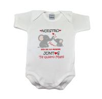 MI SORPRESA Body , Babero ó Pack Body+Babero para Bebé frase : " Nuestro Primer Día de la Madre Juntos Te quiero Mami " (ELEFANTES) - details 0
