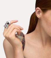 Anillo de Armadura de Vivienne Westwood, viene con Caja De Regno original. Es El Giunte más original para Familiares y Amigás.(antes de hacer un Pedid, Elija las opciones de Color y tamaño que desee) - details 0